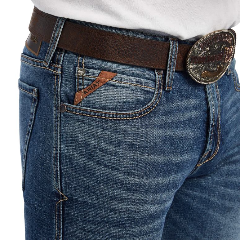 RJ66P498 jean droit slim madera m7 Ariat bas Samwell Hommes