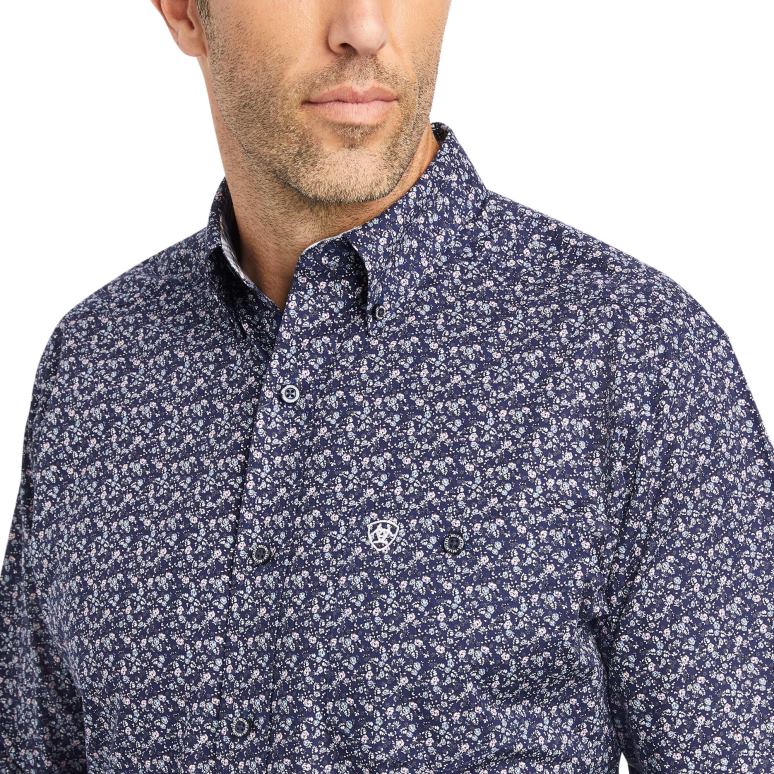 RJ66P1332 chemise coupe classique stretch trailblazer implacable Ariat hauts voile de minuit Hommes