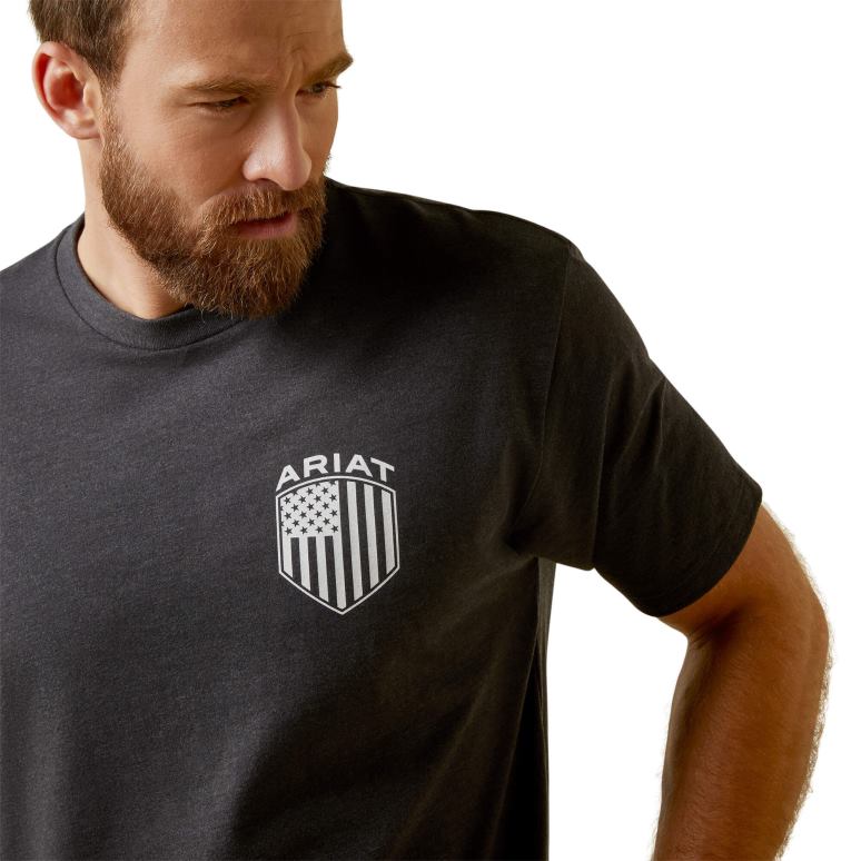 RJ66P927 t-shirt avec badge patriote Ariat hauts bruyère au charbon de bois Hommes